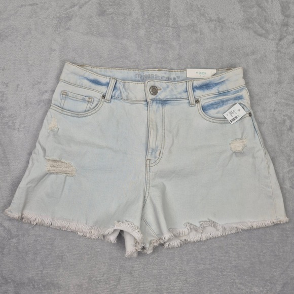Maurices Pants - NWT 14 (34) High Rise Frayed Hem Maurices Jean Shorts Distressed Denim Light